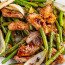 Pollo Con Habichuelas